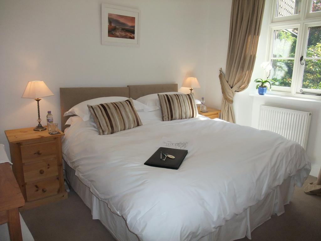 The Fernery B&B Lynton Room photo